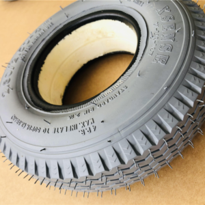 Pneu + insert 2.80/2.50-4 (230x65) gris cranté (G2)